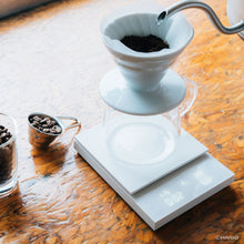 Load image into Gallery viewer, Hario Polaris Coffee Scale (White)